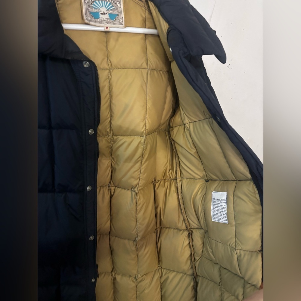 Cozy Struggle Gear Blue and Yellow Long Puffer Coat w/ Detachable Hood | Size M - Picture 7 of 11